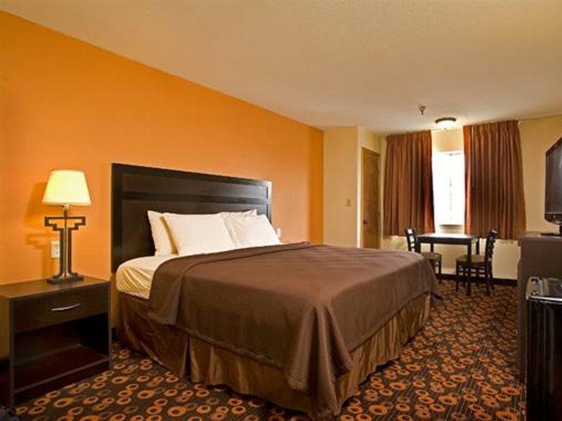 Econo Lodge Inn & Suites Santa Fe Exteriör bild