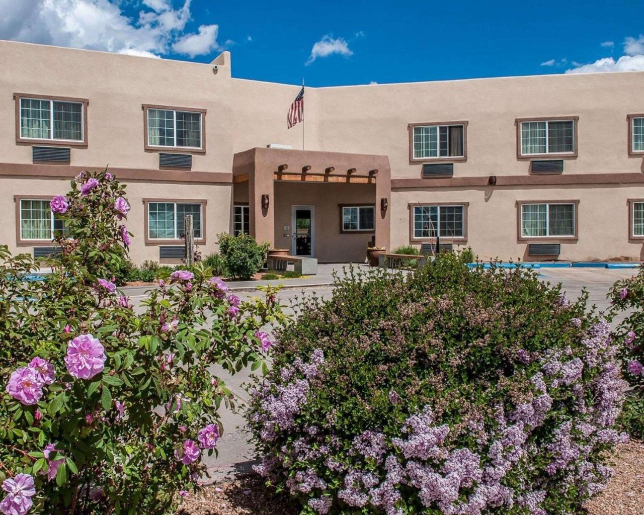 Econo Lodge Inn & Suites Santa Fe Exteriör bild